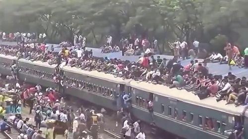 印度人坐火车视频