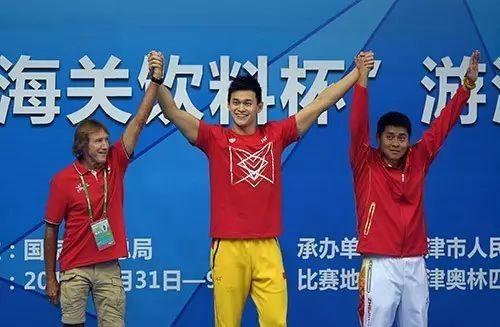 十三届全运会游泳视频,泳坛健儿激情飞扬，实力对决！